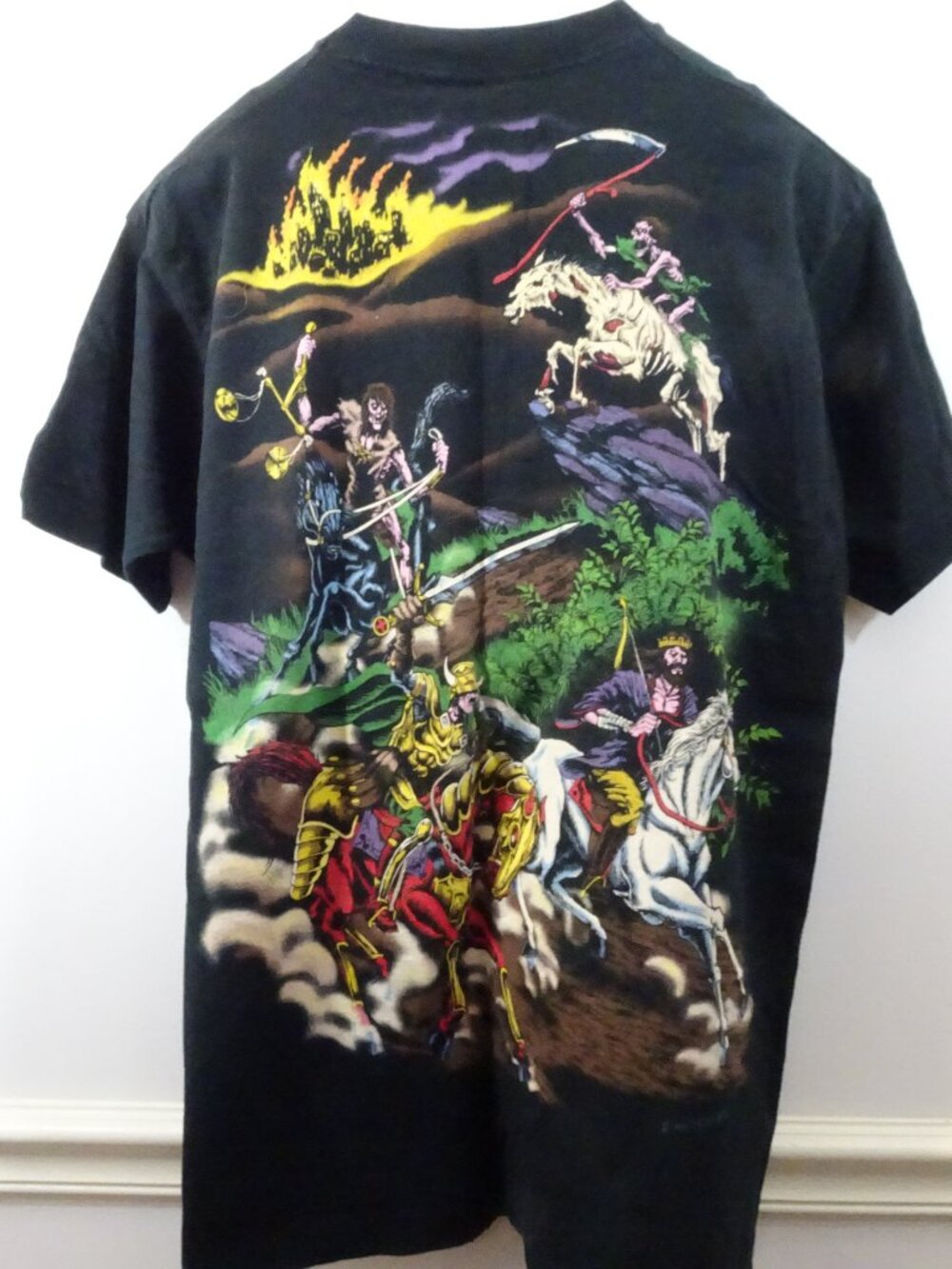 Liquid Blue Men's L Four Horseman Graphic T-Shirt - Picture 7 of 10